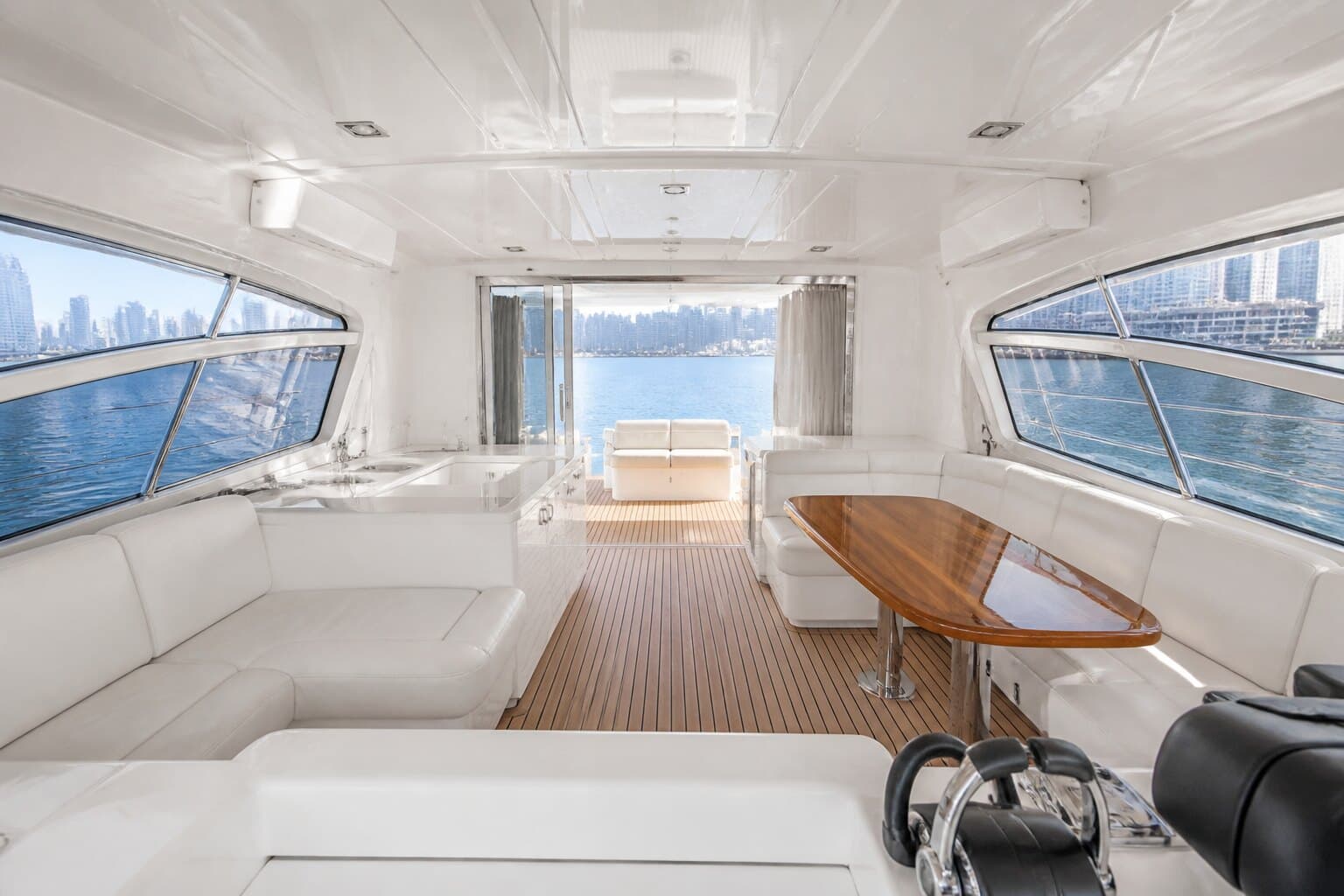 Cabin & interior